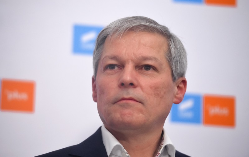 Dacian Cioloş: George Simion este un pericol pentru România