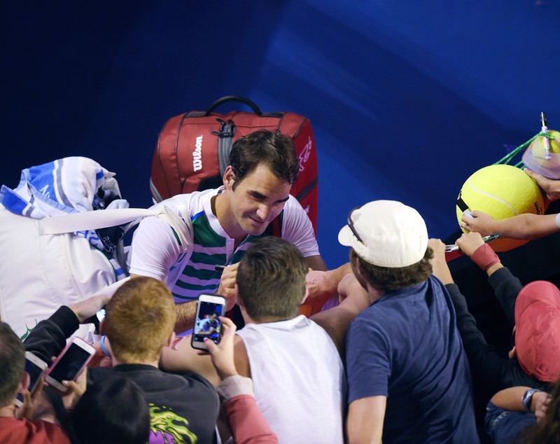 Roger Federer l-a pus la colț pe cel alintat ”baby-Federer”! Moment istoric pentru genialul elvețian: 300 de victorii la simplu, în turneele de Mare Șlem