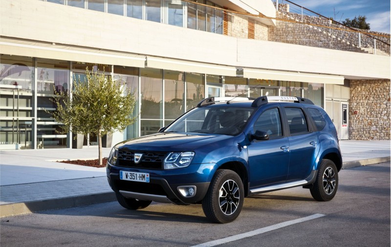 Dacia lansează pe piaţă primul său model echipat cu transmisie automată