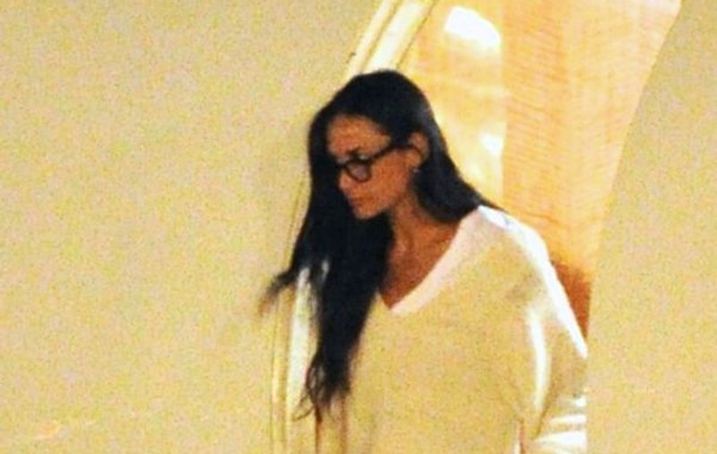 Demi Moore, scheletică și speriată. Uite primele poze cu actrița după ce a ieșit de la reabilitare! 