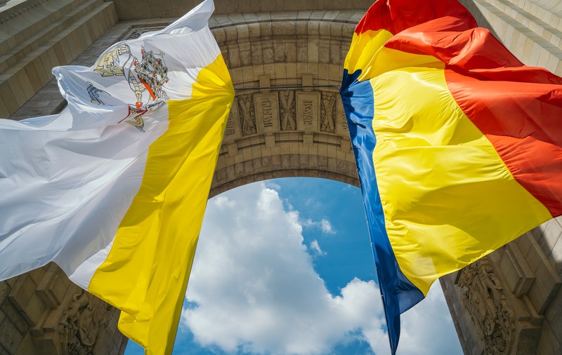 FOTOREPORTAJ | Papa Francisc în România. Ultimile pregătiri în București și Șumuleu Ciuc pentru vizita Suveranului Pontif