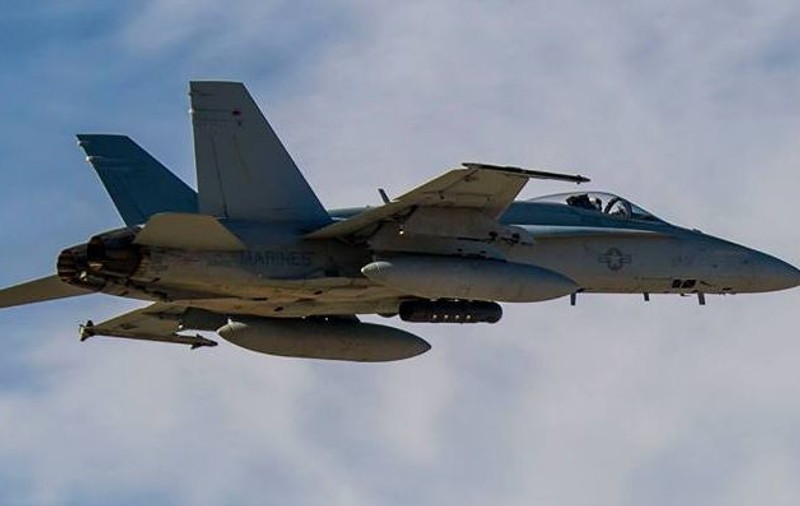 Două avioane militare americane s-au ciocnit în Japonia. Un pușcaș marin american a murit, iar alţi cinci sunt daţi dispăruţi