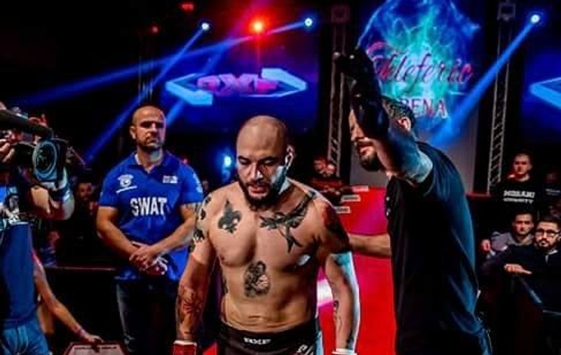 Cristi Mitrea își ia tot mai în serios rolul de tătic. "Fă-i un frățior" | FOTO