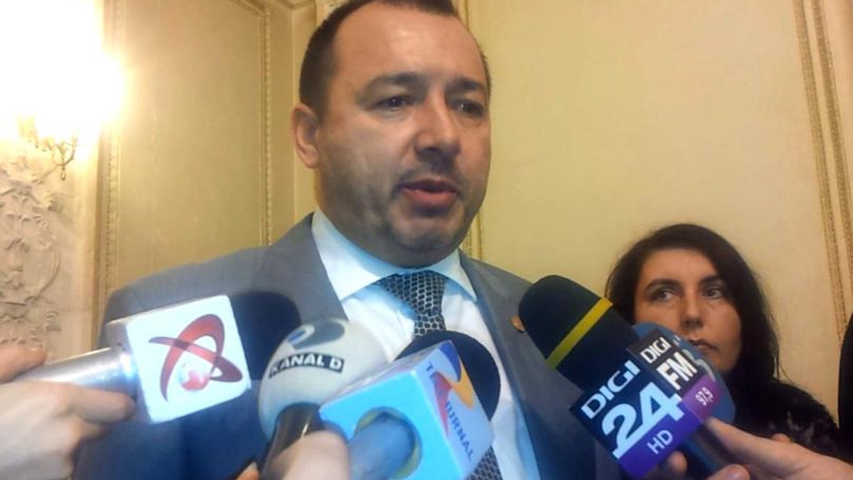 Plângere penală împotriva deputatului PSD Cătălin Rădulescu. Deputatul PSD Cătălin Rădulescu, în dialog cu presa