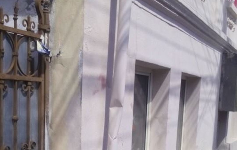 «Dorel» loveşte în Craiova! A asfaltat burlanele de la case şi gurile de aerisire la gaze