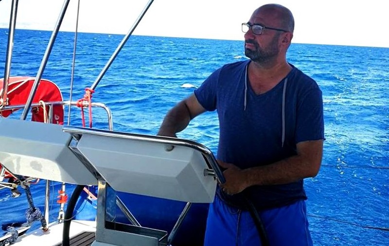 EXCLUSIV/Chef Cătălin Scărlătescu vrea să plece cu barca în jurul lumii. “Am permisul de sailing, rămâne să obțin clasa A”