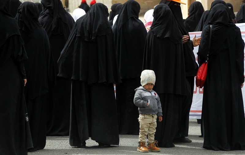 Lege mai blândă pentru femeile din Arabia Saudită: Nu mai au nevoie de aprobarea unui bărbat pentru a studia sau a merge la medic