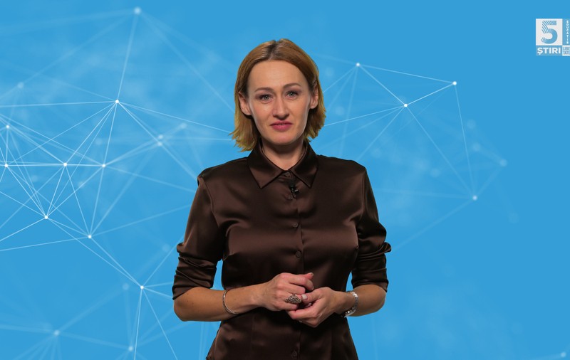 5 știri by Libertatea – Educație: Profesoara care predă îmbrăcată provocator | Caz grav de bullying într-un liceu din Cluj