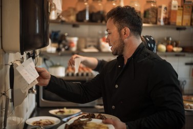 Robert Andronache la restaurantul din Calaf, Comunitatea Autonomă Catalonia