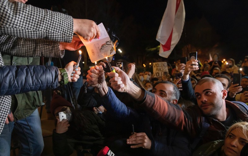 Corespondență din Georgia. Avertisment pentru România: „Libertățile se pierd gradual, ca să nu te trezești într-o dimineață și să realizezi: «Doamne, trăiesc în Rusia»”