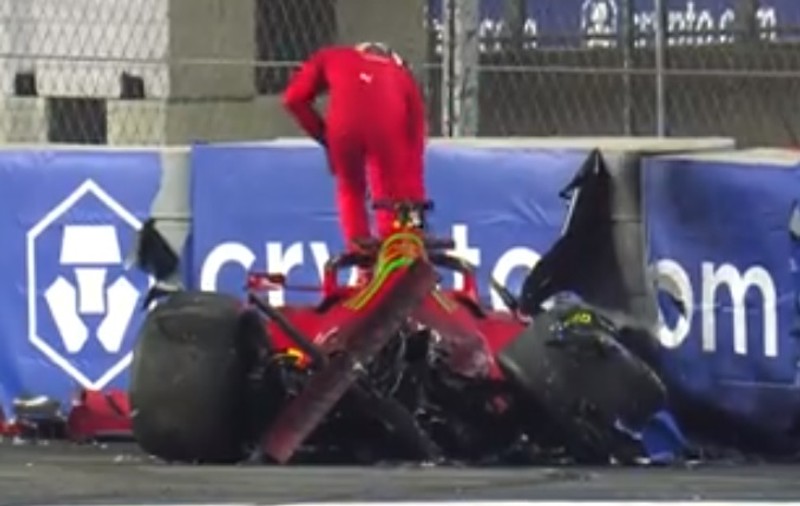 VIDEO. Charles Leclerc, pilotul echipei Ferrari, a distrus monopostul în timpul antrenamentelor din Arabia Saudită