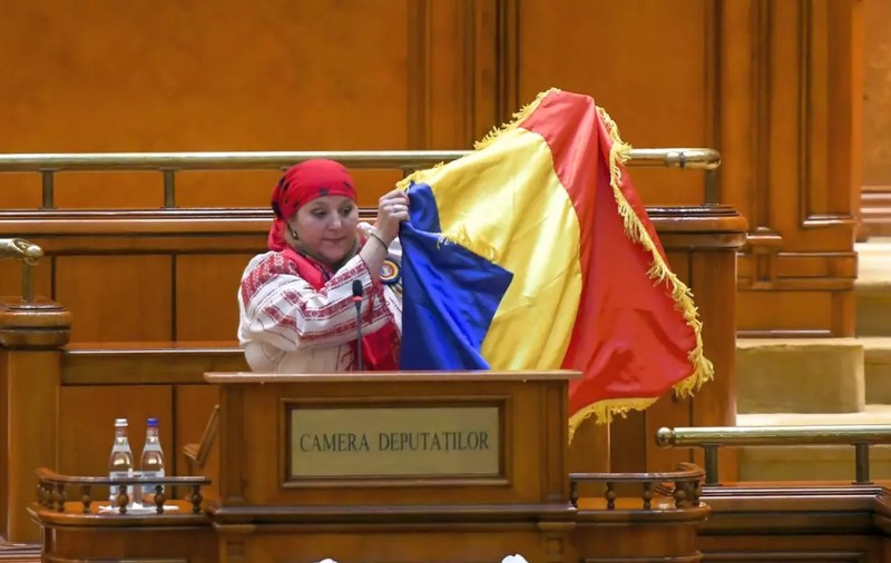 Sondaj: PSD, lider la intenția de vot la alegerile parlamentare. Partidul Dianei Şoşoacă ar urma să intre în Parlament. AUR, aproape de PNL