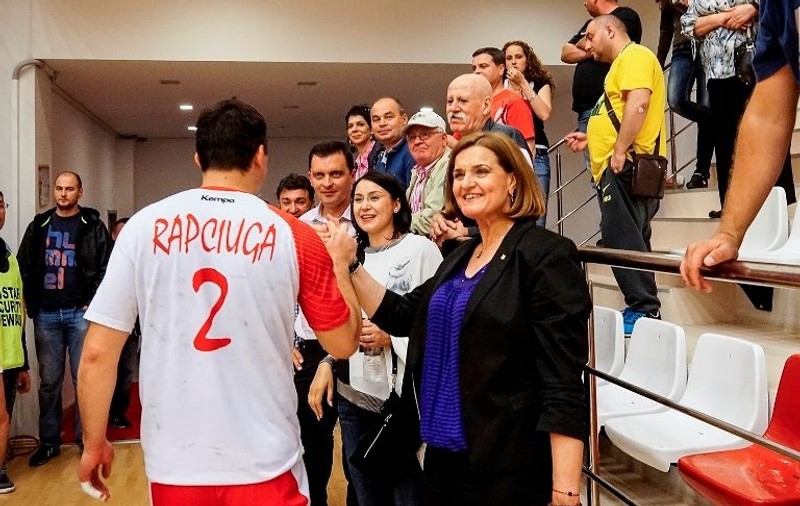 Bugetul Ministerului Tineretului şi Sportului, mai mic în 2016, an olimpic, față de 2015! Cum a reacționat Elisabeta Lipă