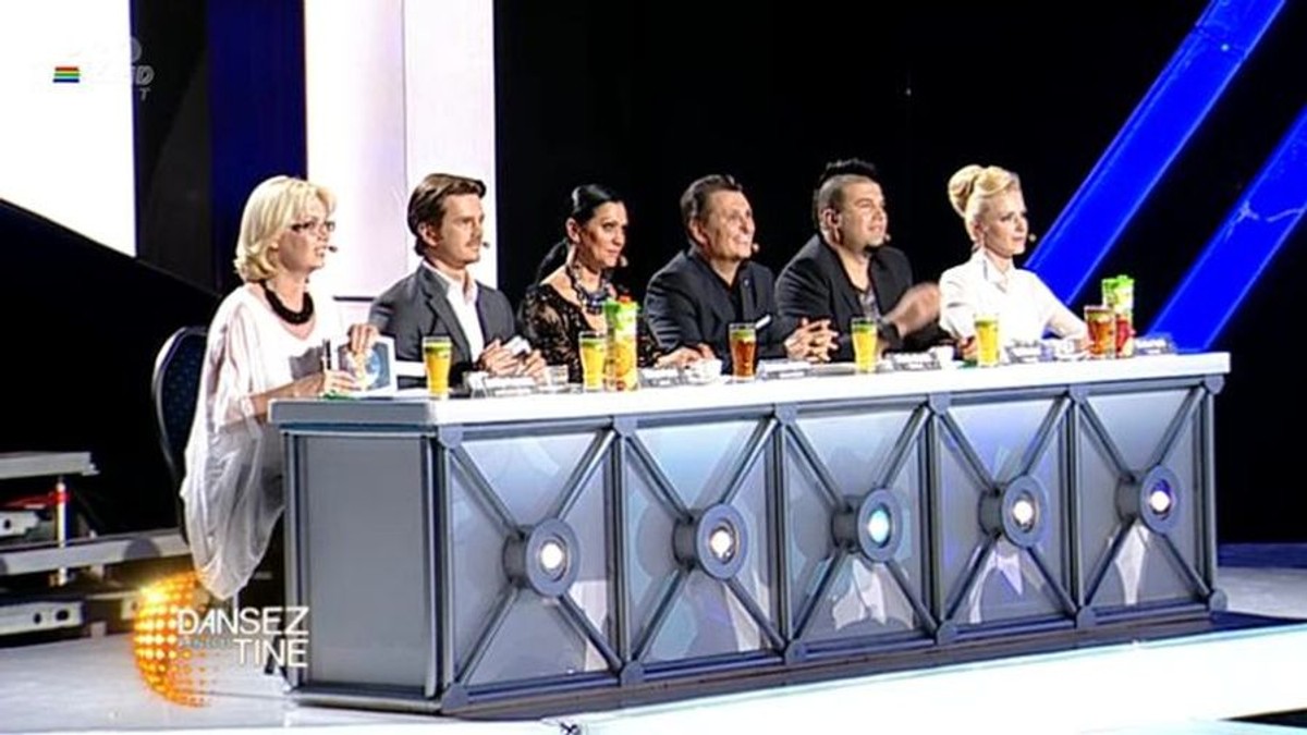 Juriul show-ului Dansez pentru tine