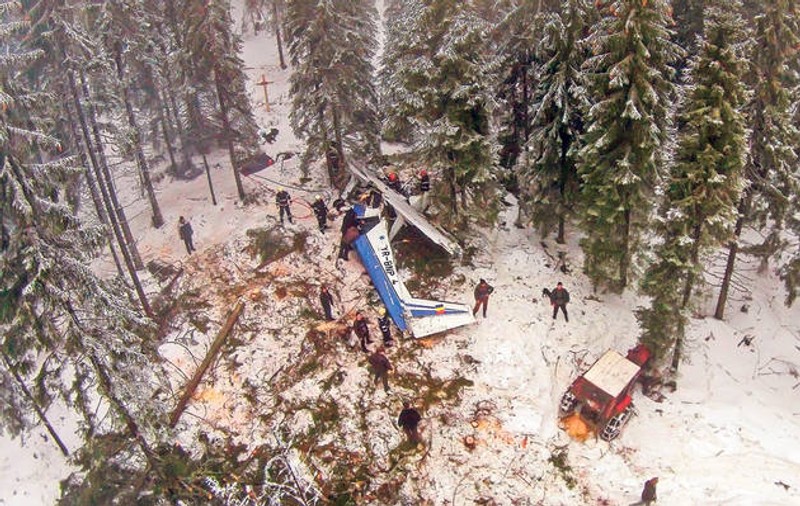 Românii au decis CINE E CEA MAI VINOVATĂ INSTITUŢIE în cazul catastrofei din Munţii Apuseni