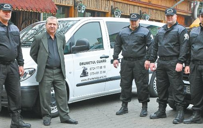 Marin Pârcălabu dă cu gangsterii de pământ!