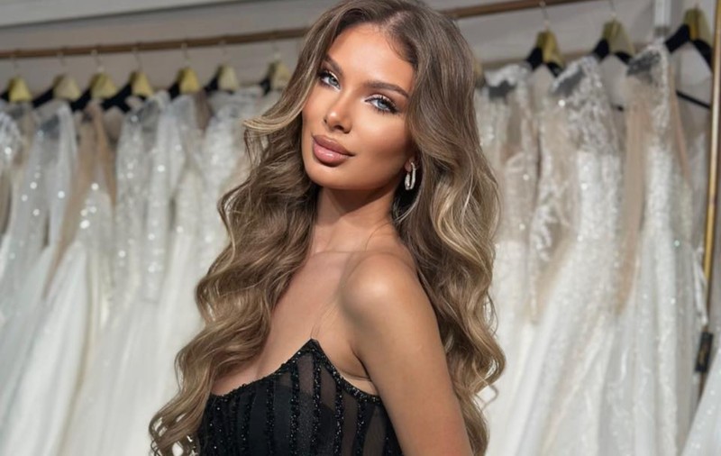 Cum a apărut Nicolle Fota la ceremonia de absolvire a liceului. Se pregătește de Bacalaureat în timp ce au apărut zvonuri despre despărțirea de Cătălin Botezatu