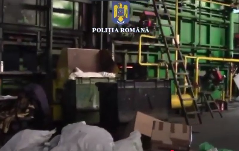 Momentul în care Poliția Română distruge 2,7 tone de droguri, confiscate de la traficanți VIDEO