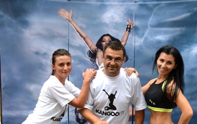 Video |  Andreea și Mihai Mărgineanu la ore de Kangoo Jumps 