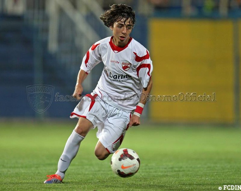 FOTO / Oltenii s-au bătut între ei! Fanii lui FC U au coabitat cu dinamoviștii