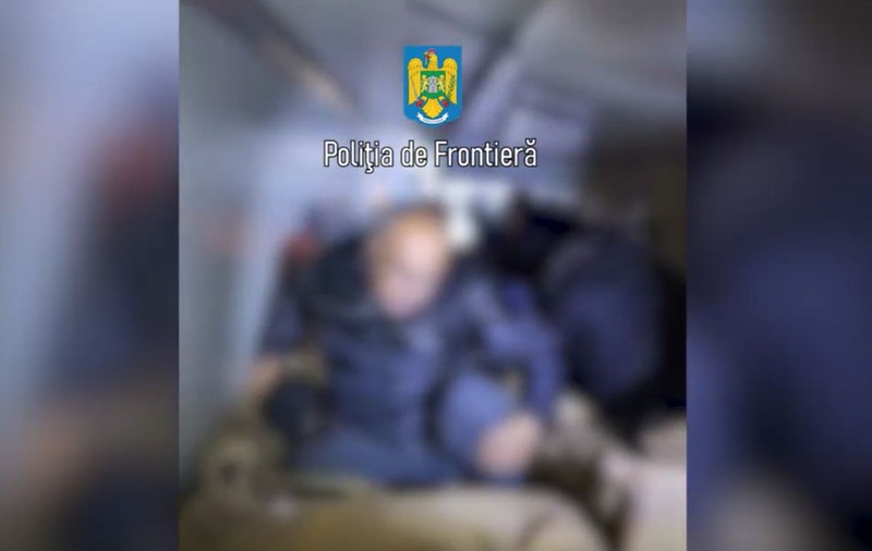 Opt migranți au fost găsiți în șoc hipotermic la vama Giurgiu, după ce au fost ascunși într-un camion frigorific