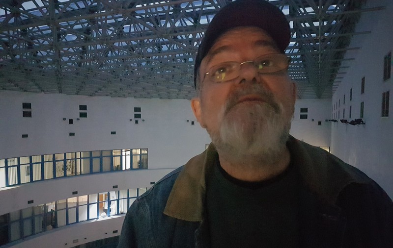 INTERVIU/ Profesorul Florin Diaconu, acuzat de islamofobie: ,,Dacă studenta are căști pentru copiat sub văl?”