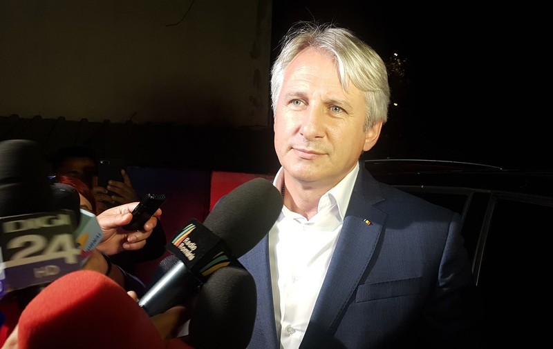 Teodorovici dă vina pe protestatari pentru funcționarea instituțiilor: ”Se întâmplă din cauza dânșilor. A celor care se împotrivesc schimbărilor din sistem”