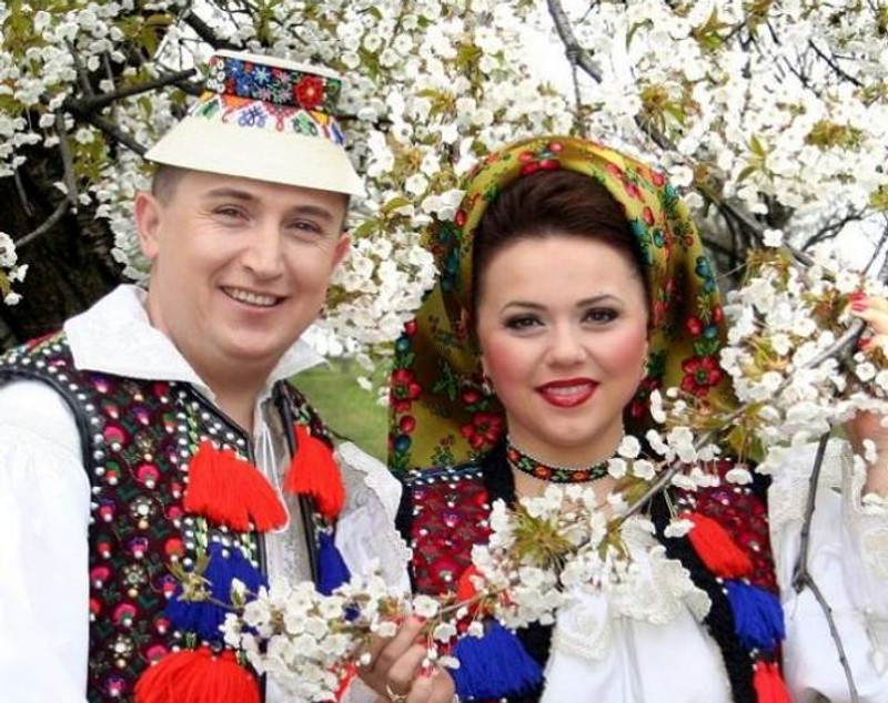 Dezvăluirile făcute de Cornelia și Lupu Rednic după 30 de ani de căsătorie: „Nu e ușor. O căsnicie e ca o școală de viață, treci prin foarte multe”