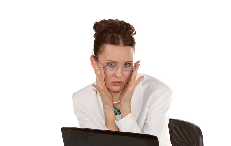 ANGAJATORUL TE POATE CĂUTA PE NET! Iată ce TREBUIE SĂ FACI ca să ai O IMAGINE BUNĂ în spaţiul virtual