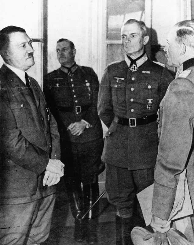 Cum a eșuat cel mai cunoscut complot de asasinare a lui Hitler. Expert:  „Al Doilea Război Mondial ar fi fost mult mai haotic și mai sângeros dacă ar fi fost ucis Hitler” 