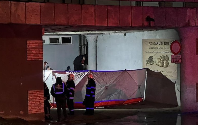 Un bărbat a murit ars de viu, în Oradea. Polițiștii au deschis o anchetă