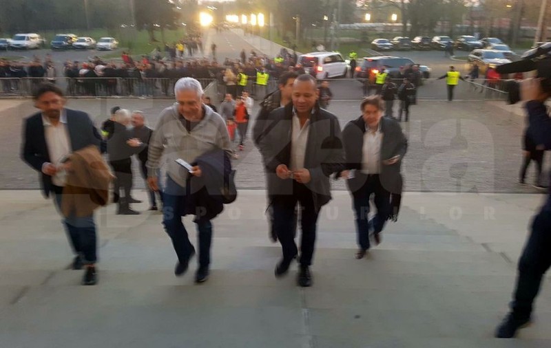 FCSB - CSU Craiova, meci încins de memoriul depus de olteni la FRF. Tatăl lui Neymar, agentul Pini Zahavi și antrenorul Eusebio Di Francesco, la meci!