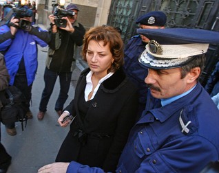 Ioana Băsescu se temea să nu fie înregistrată de Giovanni Francesco, dar a fost înregistrată cu tehnică ambientală la solicitarea procurorilor DNA | Foto: Hepta