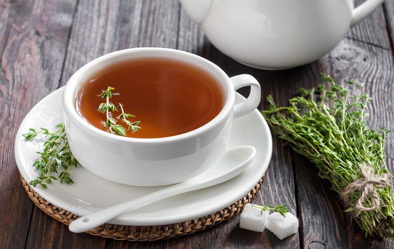 Ceaiul de cimbru, un remediu natural pentru tuse. Cum se prepară și ce alte beneficii are
