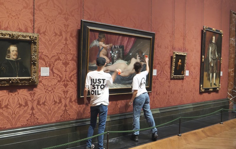 Tablou de Diego Velazquez, atacat cu ciocanele de activiști la Galeria Națională din Londra. „Este timpul pentru fapte”