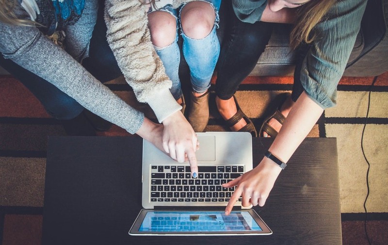 (Publicitate) Cercetările în Content Marketing: Cum să fii prima sursă de știri