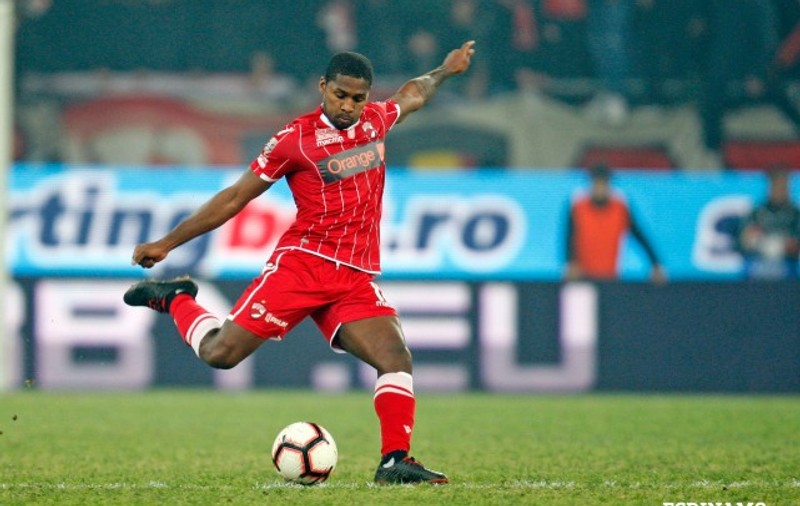 A început curățenia de iarnă la Dinamo. Cooper a fost trimis la plimbare. OFICIAL: și Penedo e aut!