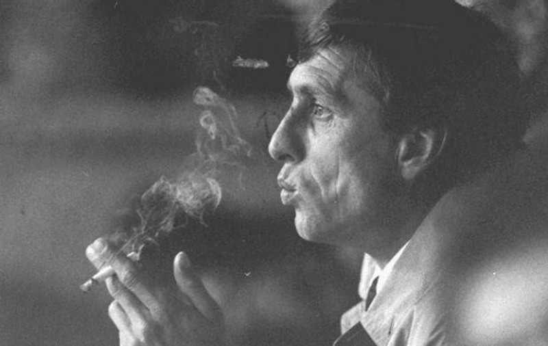 Doliu în fotbal: marele Johan Cruyff a murit miercuri, la doar 68 de ani! Olandezul a pierdut lupta cu cancerul. Țigările l-au distrus! VIDEO