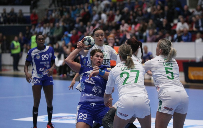 CSM București - Midtjylland 26-20, în Liga Campionilor de handbal feminin. Regina Europei, urmărită de Cristina Neagu. Reacţii