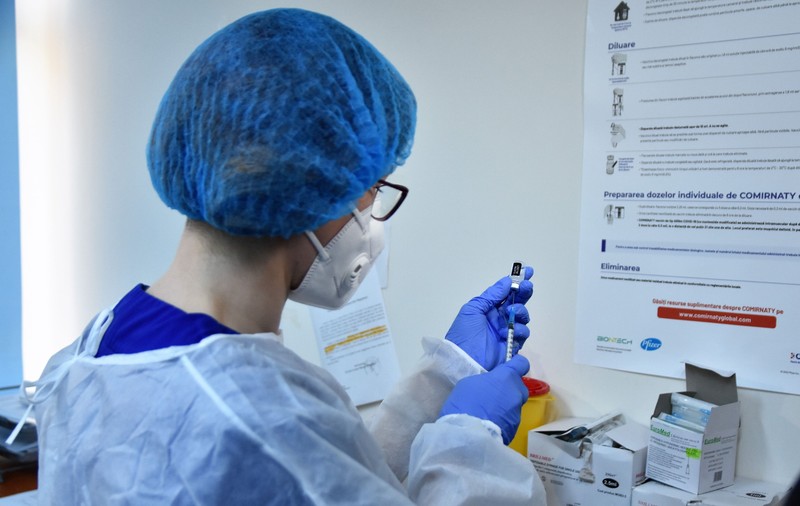 Cât durează imunitatea oferită de vaccinul anti-COVID-19. Răspunsul lui Raed Arafat