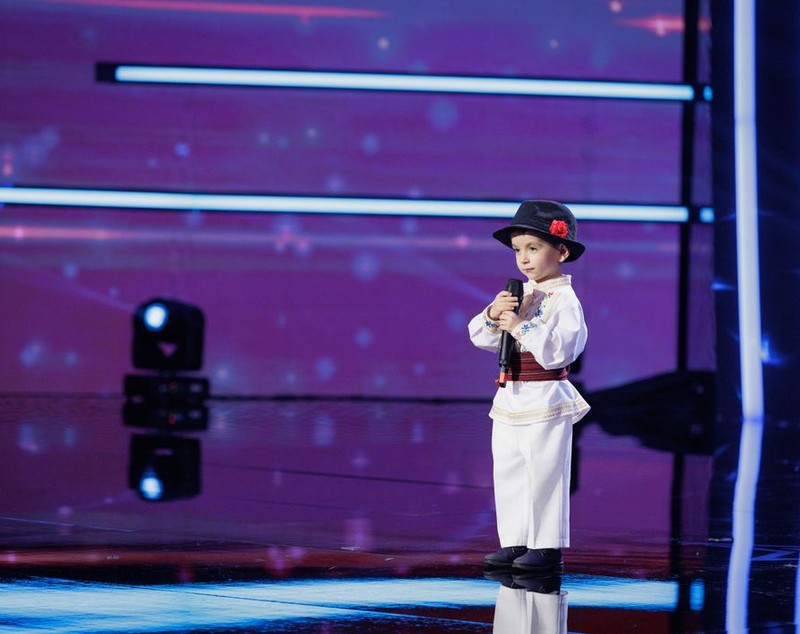Teodor Copăceanu, cel mai tânăr concurent de la „Românii au talent” 2026, a ridicat sala în picioare. La doar 3 ani a făcut senzație pe scenă. „Impecabil”