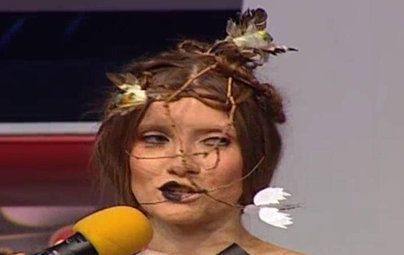 IULIA ALBU, ÎN CHILOŢI şi FĂRĂ MĂŞTI, aşa cum rar se arată! O să rămâi uimit! | FOTO