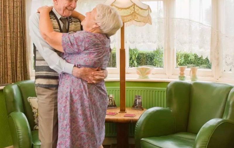 Faceți cunoștință cu cei mai cool pensionari. Ținutele lor fac legea în lumea modei