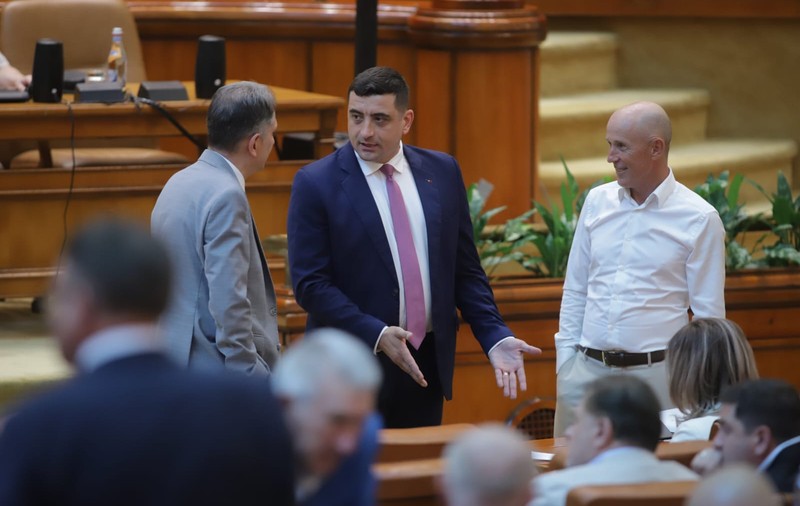 Cum funcționează armata de tiktok-eri din noul departament de propagandă al AUR: „Trebuie scoase multe cu George care se roagă”