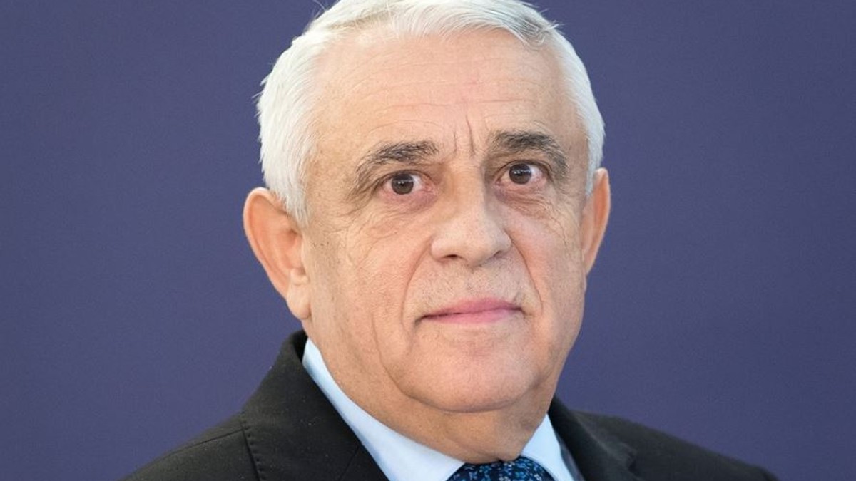Petre Daea a postat cormorani pe Facebook