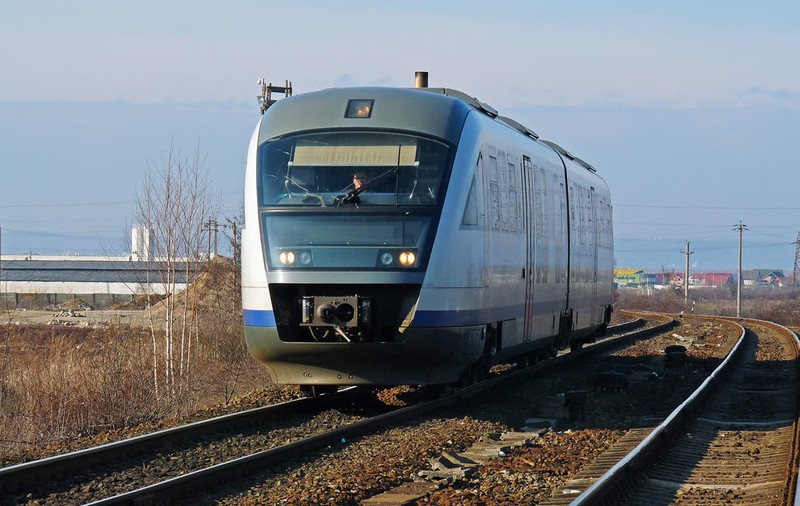 Elevii și studenții călătoresc gratuit cu trenul între 8 și 12 decembrie. Decizia a fost publicată în Monitorul Oficial