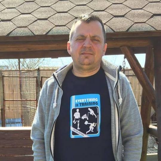 Teodor Preda, agent de poliție în comună