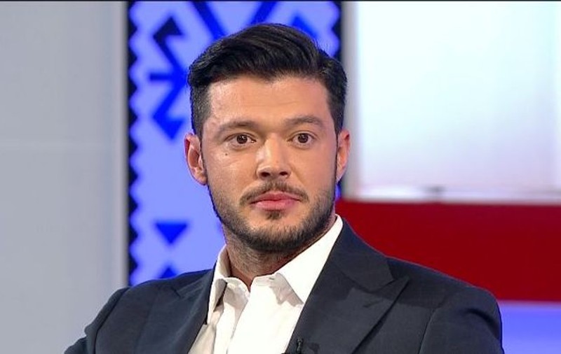 VICTOR SLAV l-a pus la pământ pe CRISTEA! "MINTE CUM RESPIRĂ!"