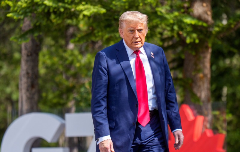 Donald Trump cere „capitularea necondiționată” a Iranului și avertizează că știe unde se ascunde Ali Khamenei: „Nu îl vom ucide încă”