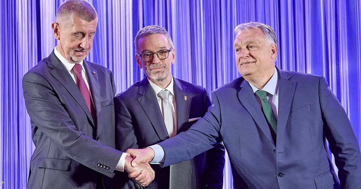 Andrej Babis (stânga), Herbert Kickl (centru) și Viktor Orban, noii aliați politici pe plan european Foto: Profimedia